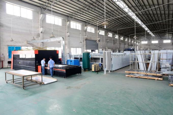 Guangzhou Yixue Commercial Refrigeration Equipment Co., Ltd. dây chuyền sản xuất nhà máy 2