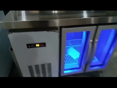 Bàn xếp salad/pizza với nắp